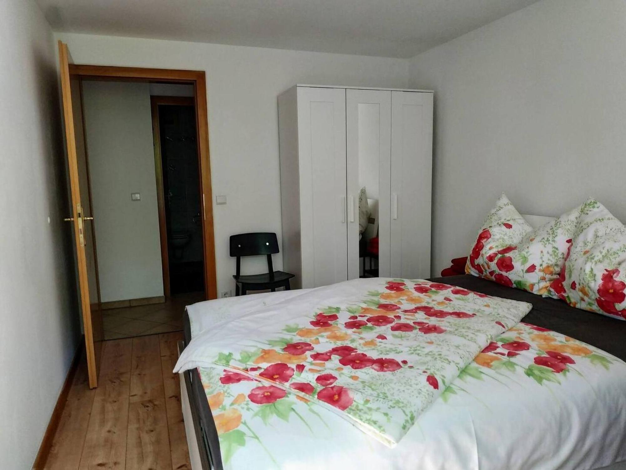 Alpendohle Apartments Инсбрук Номер фото